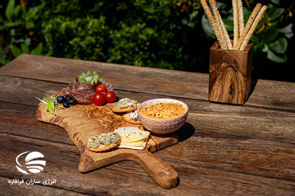 استفاده از تخته چوب آشپزی